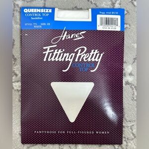 Hanes‎ Fitting Pretty Pantyhose Sandalfoot Queen size 2x- white
